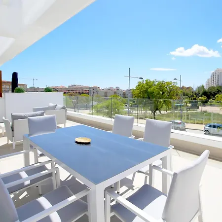 Town Luxury Cielo Εστεπόνα